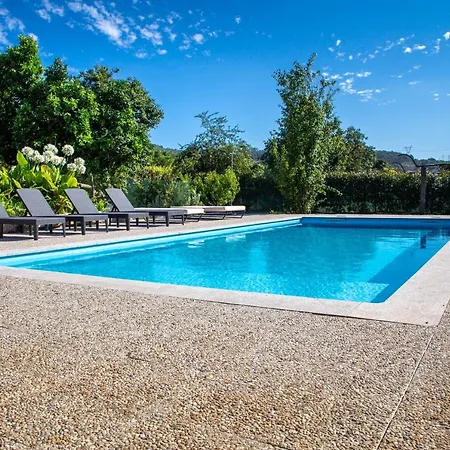 Casa De Cardido غيمارايش