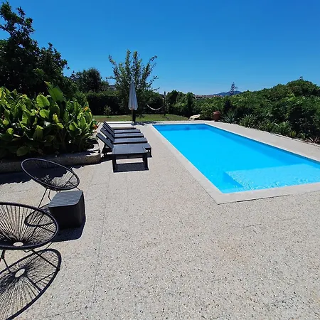 Casa De Cardido غيمارايش