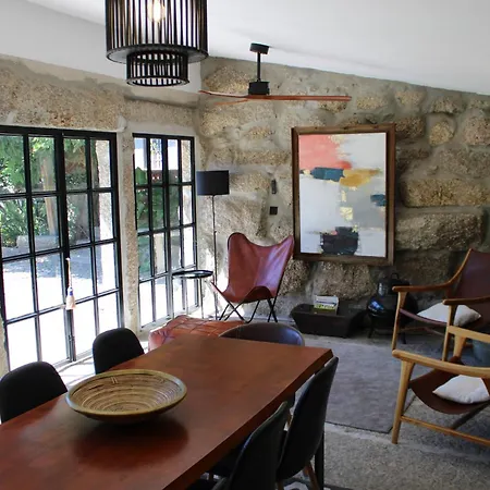 Casa De Cardido غيمارايش
